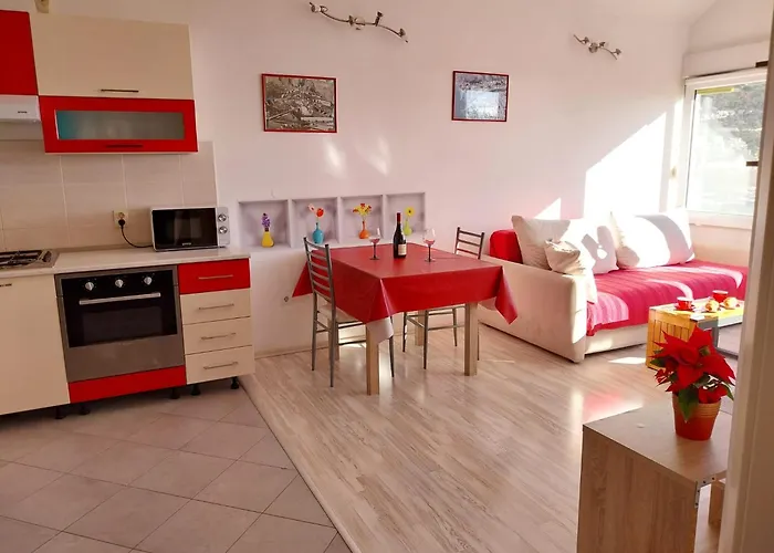 Seaview Apartment